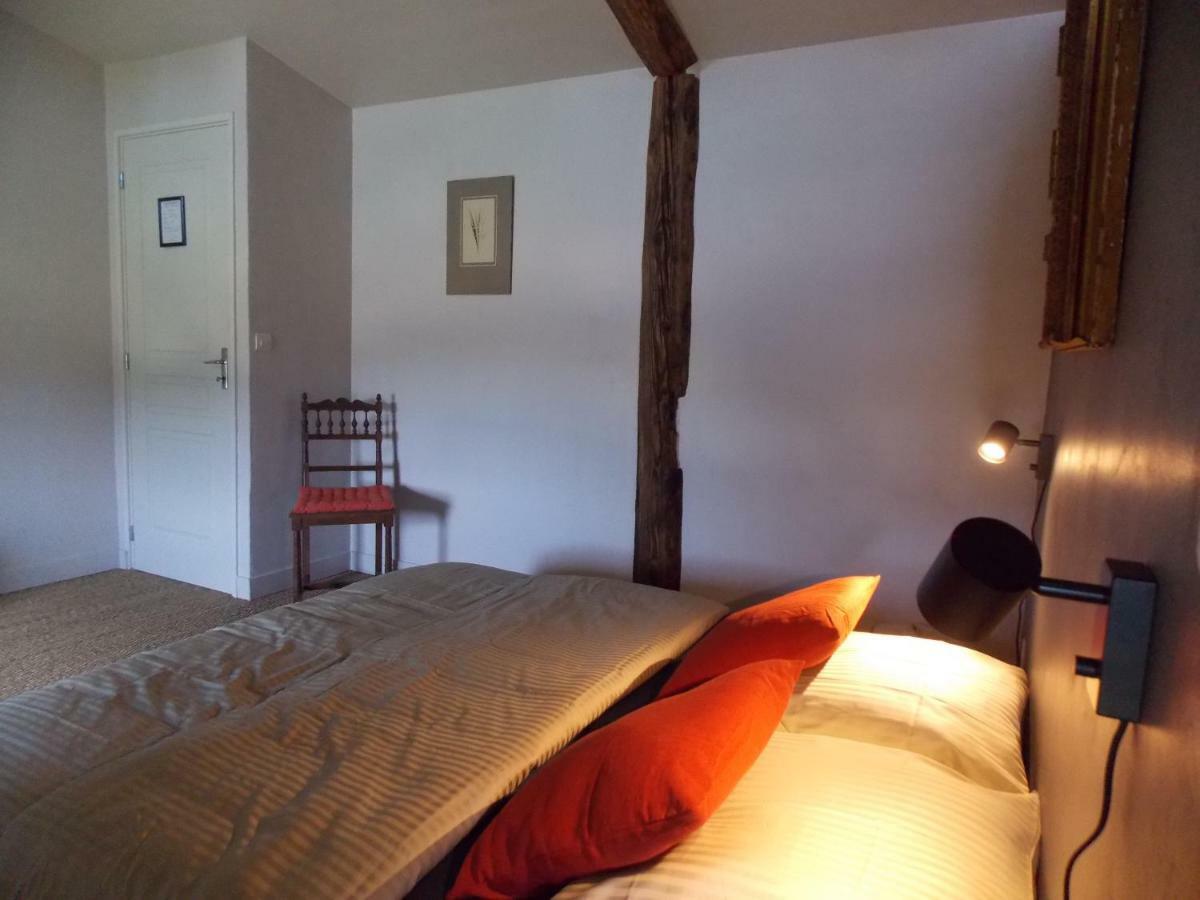 Bed and Breakfast La Rosiere Auzelles Exterior foto